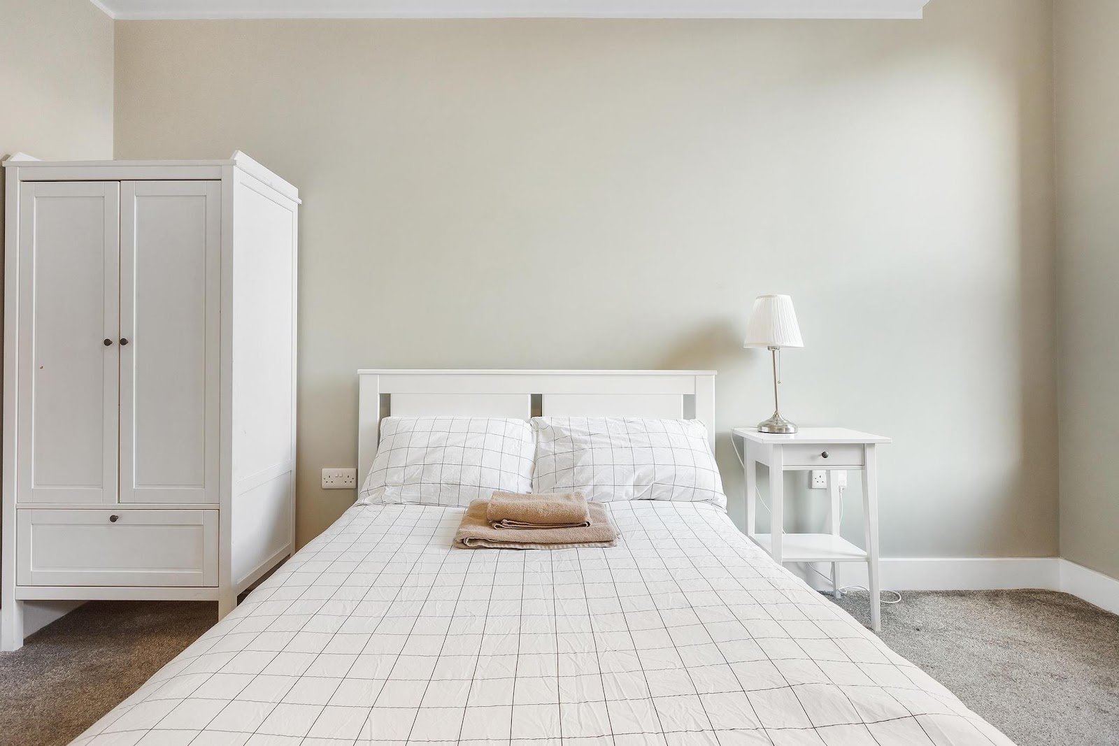 221 Clapham Road, Stockwell