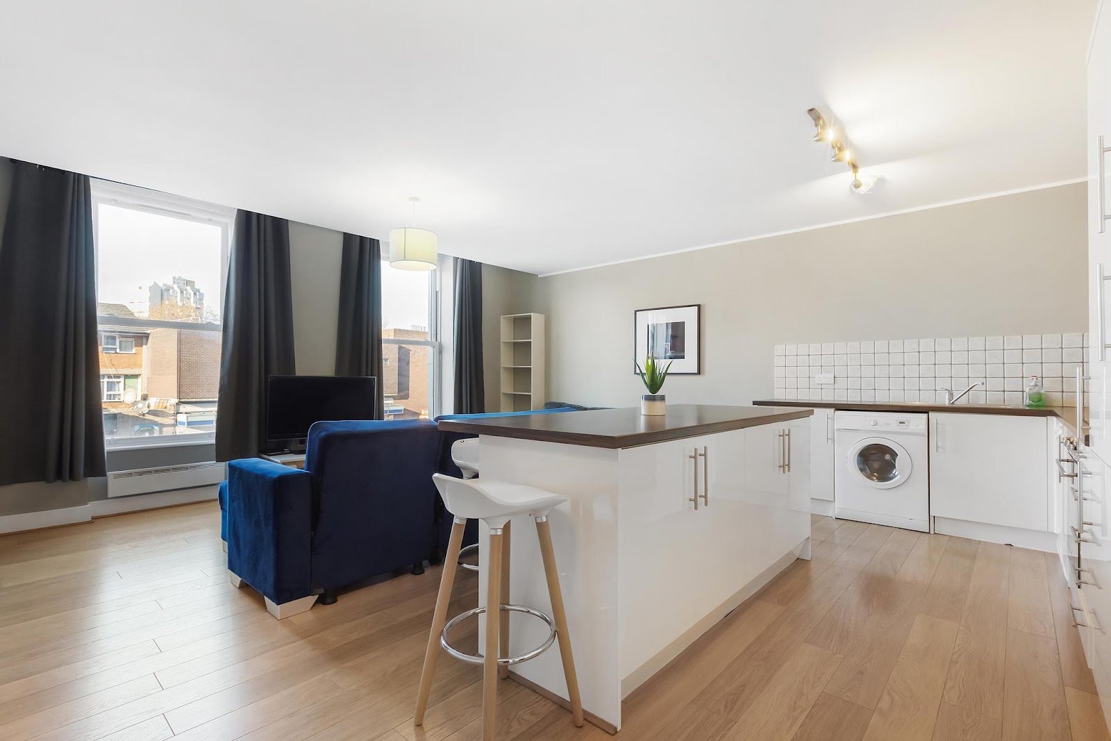 221 Clapham Road, Stockwell