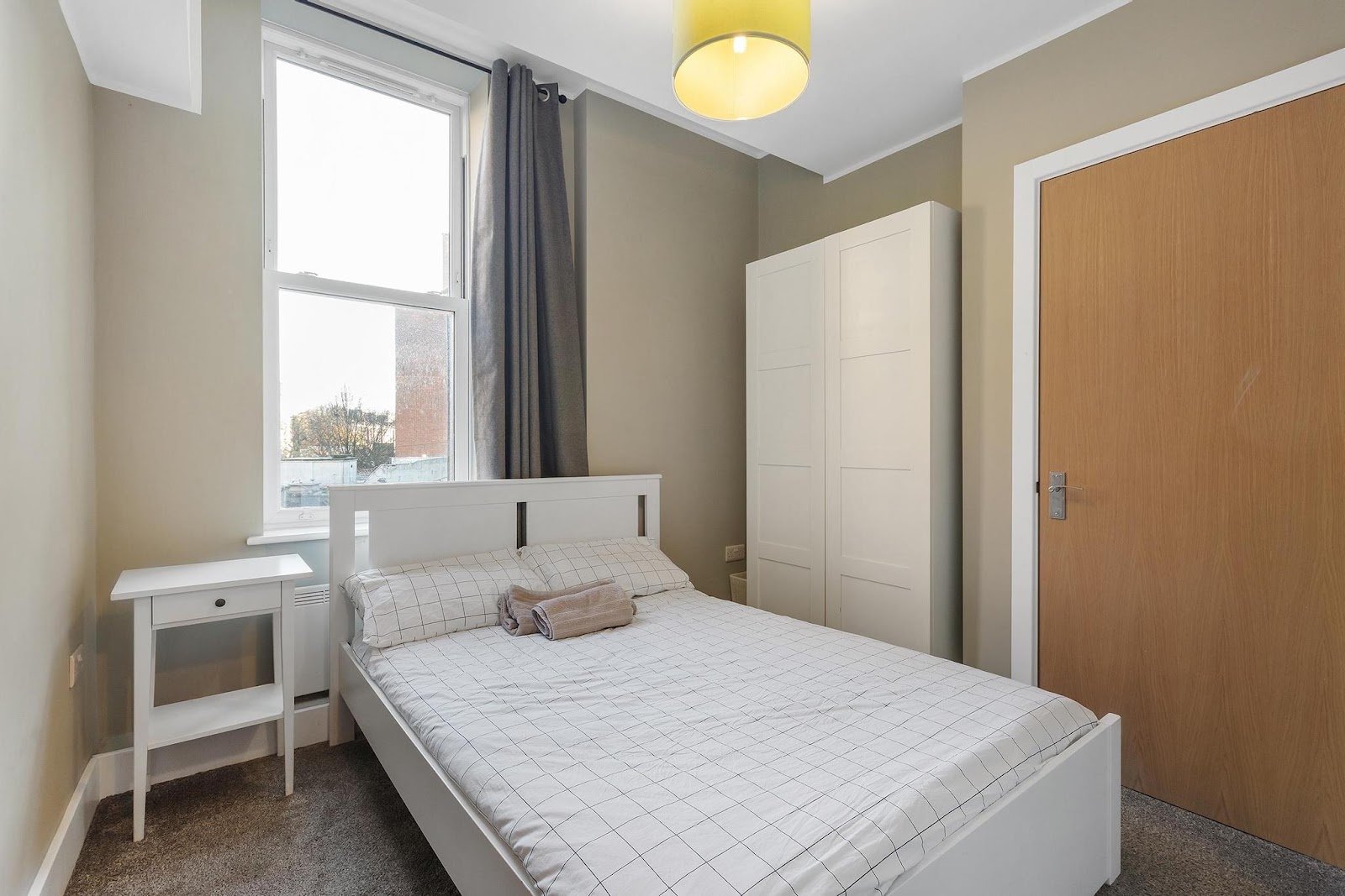 221 Clapham Road, Stockwell