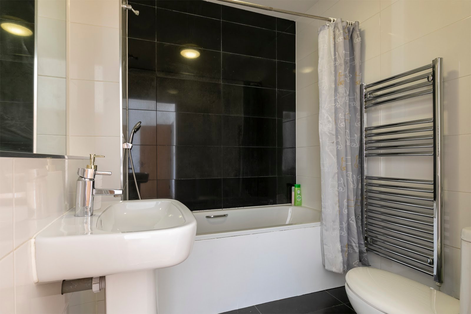 221 Clapham Road, Stockwell