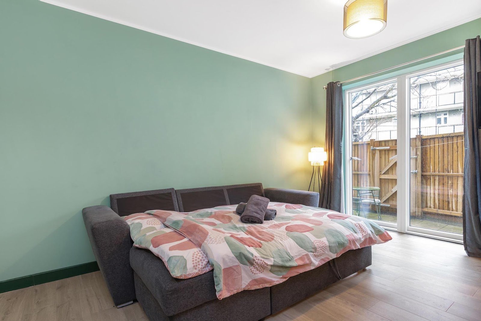 223 Clapham Road, Stockwell