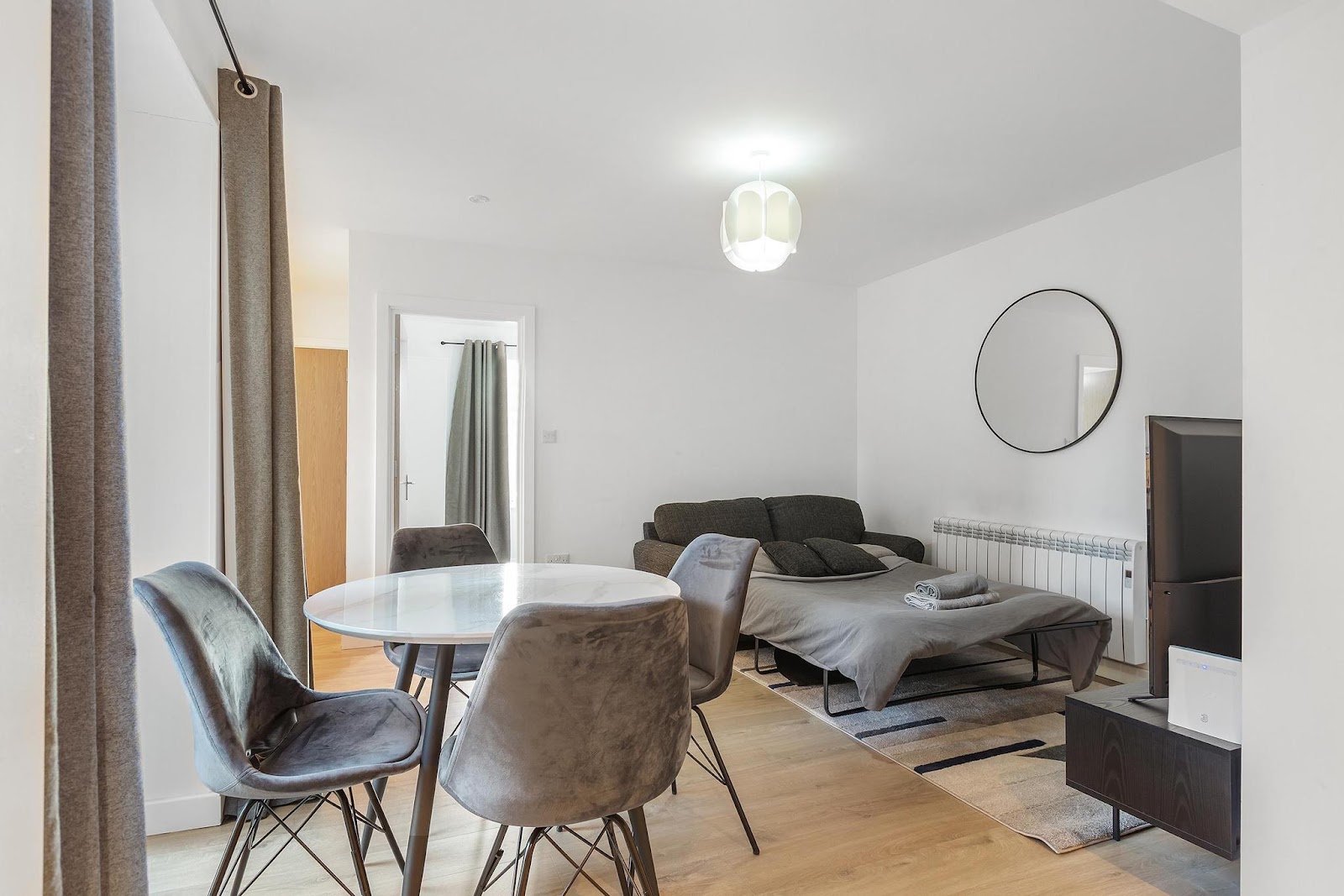 221 Clapham Road, Stockwell