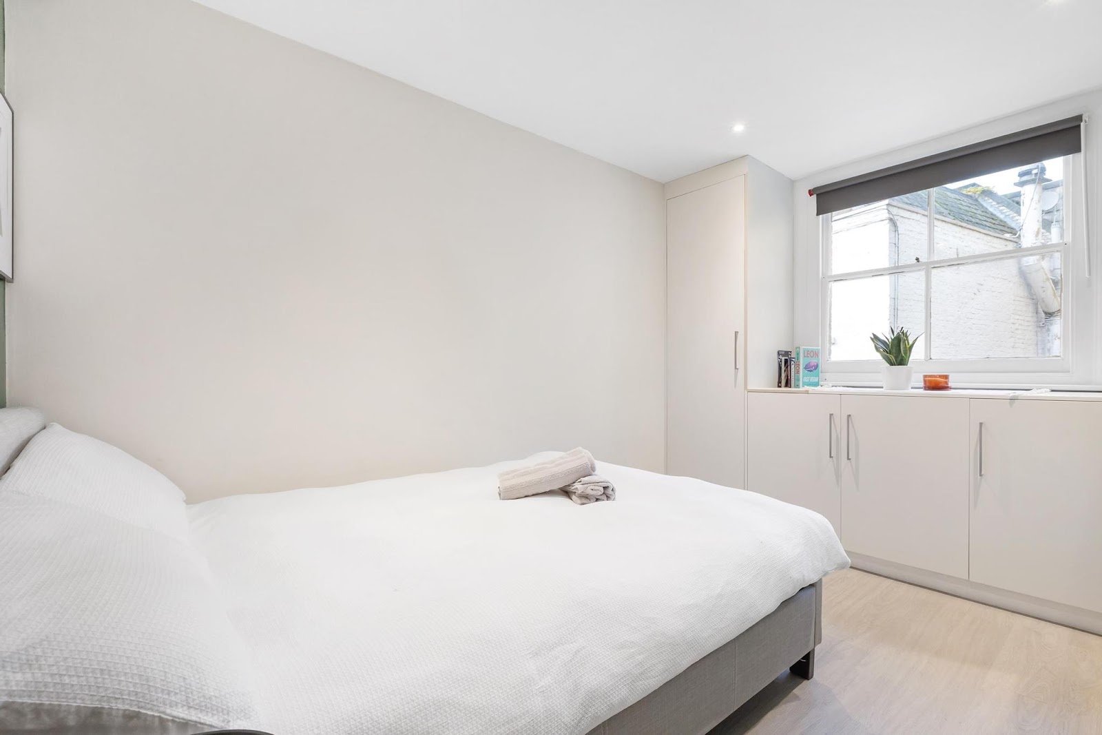 Adrian Mews, Earl’s Court