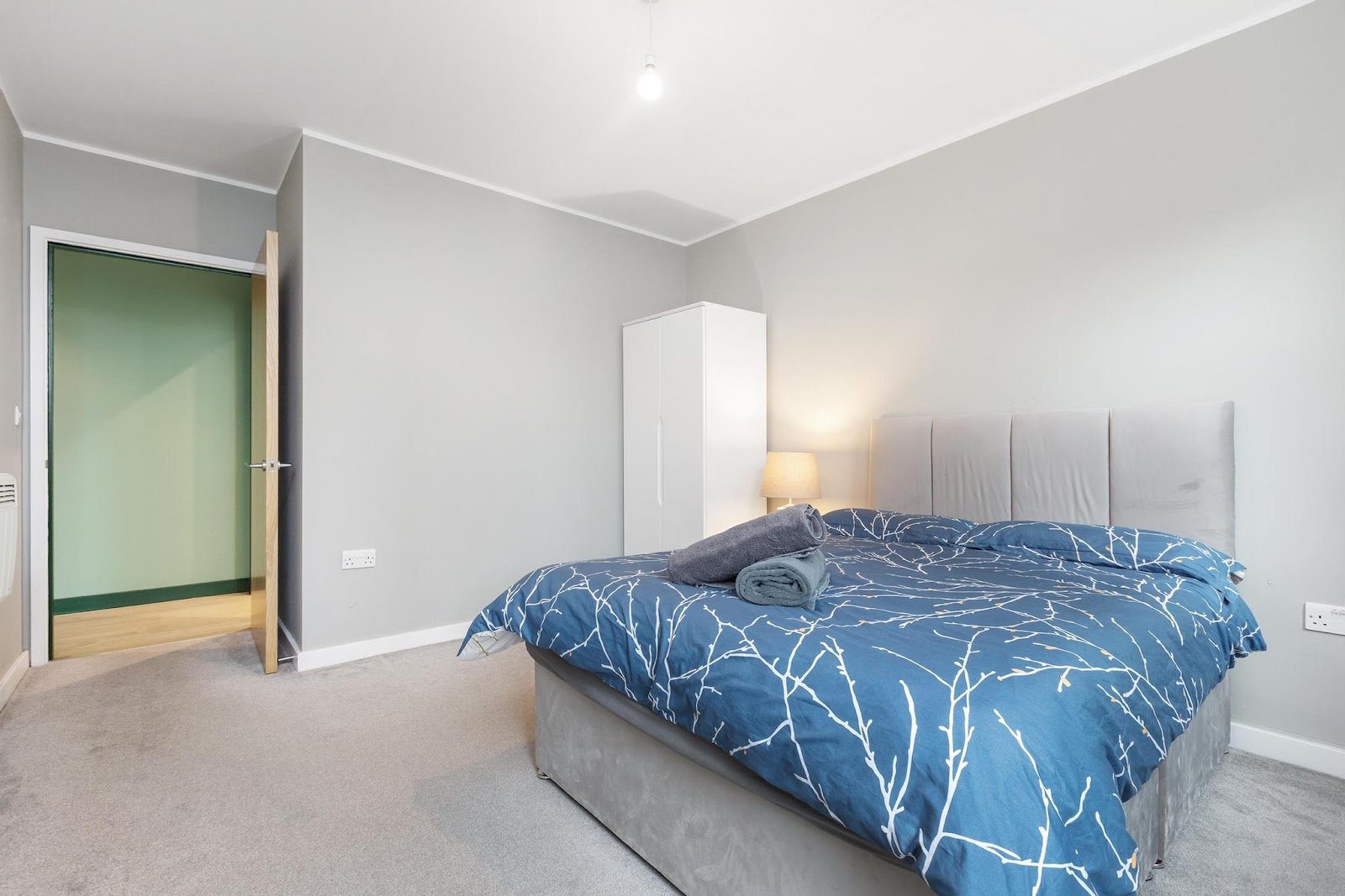 223 Clapham Road, Stockwell