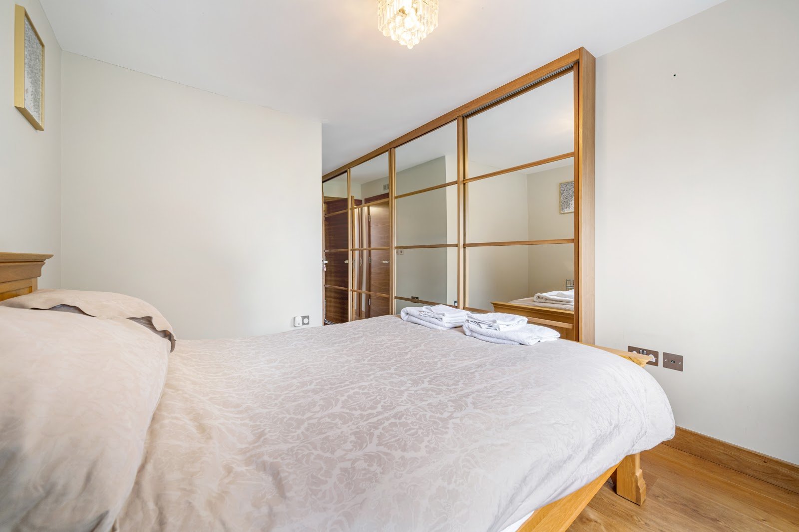 Chesterton Square, Kensington
