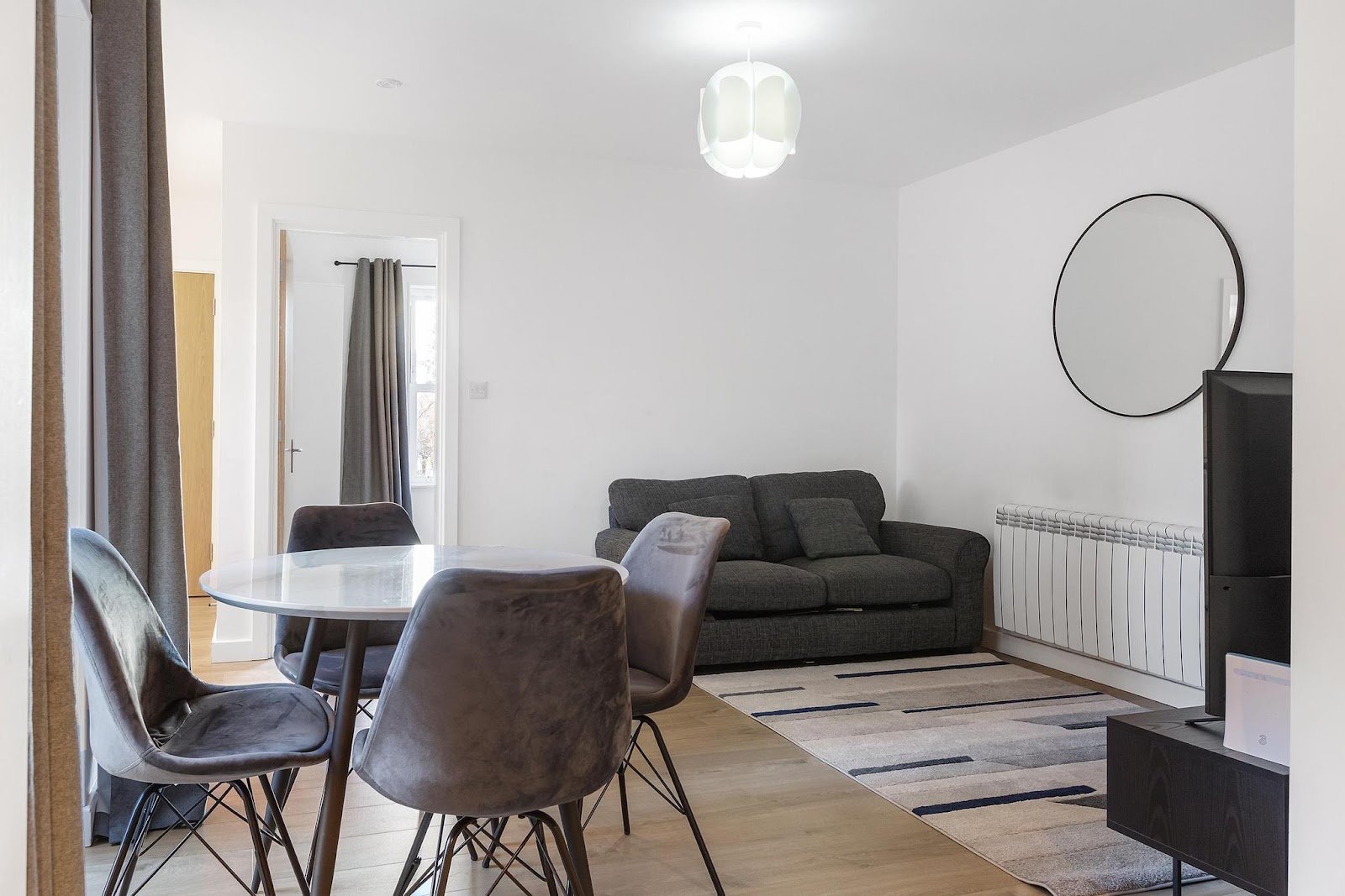 221 Clapham Road, Stockwell