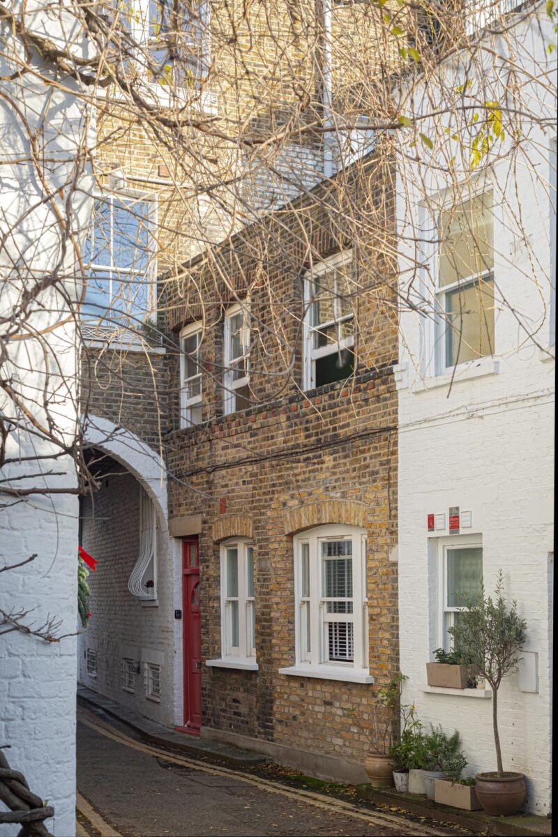 Adrian Mews, Earl’s Court