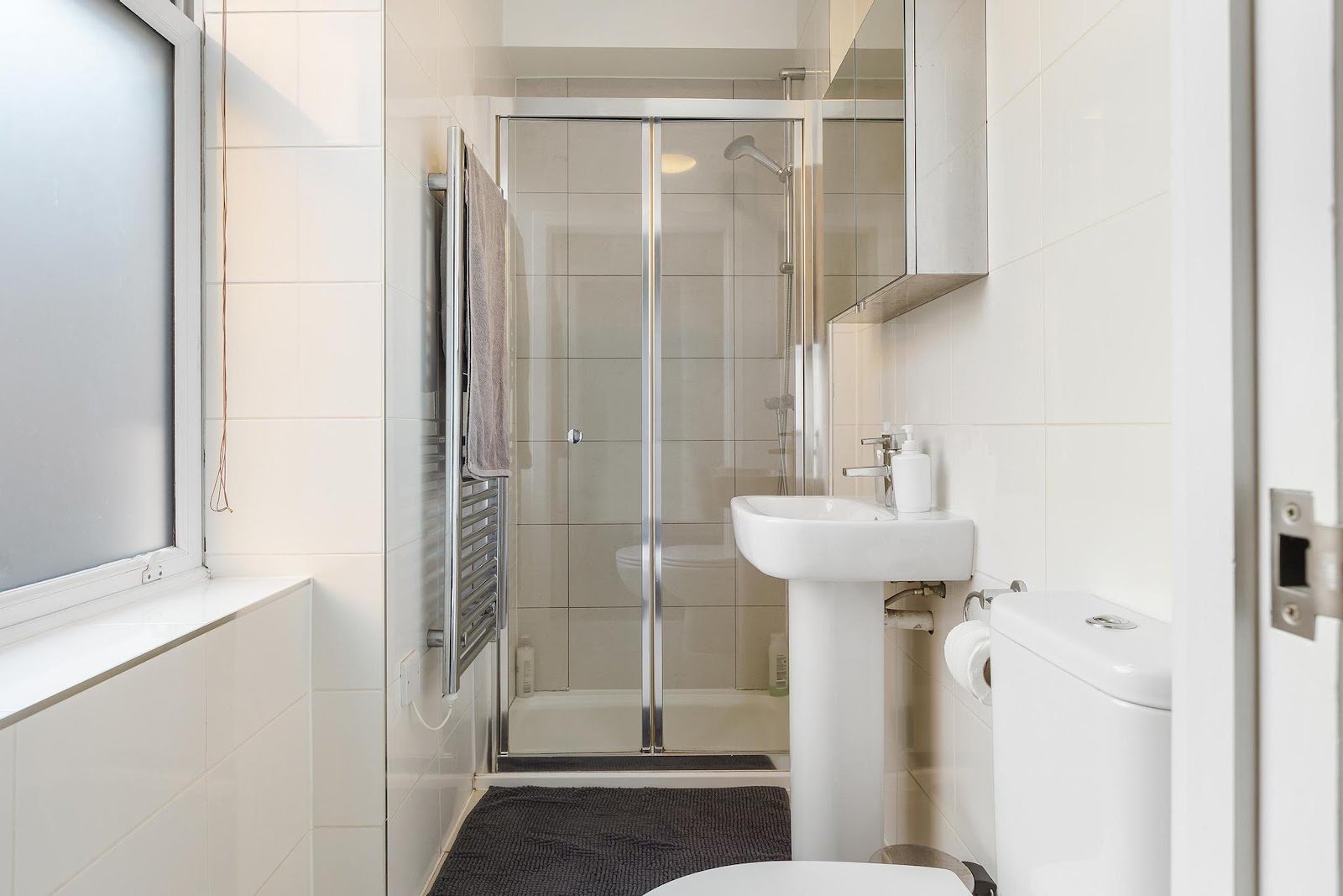221 Clapham Road, Stockwell