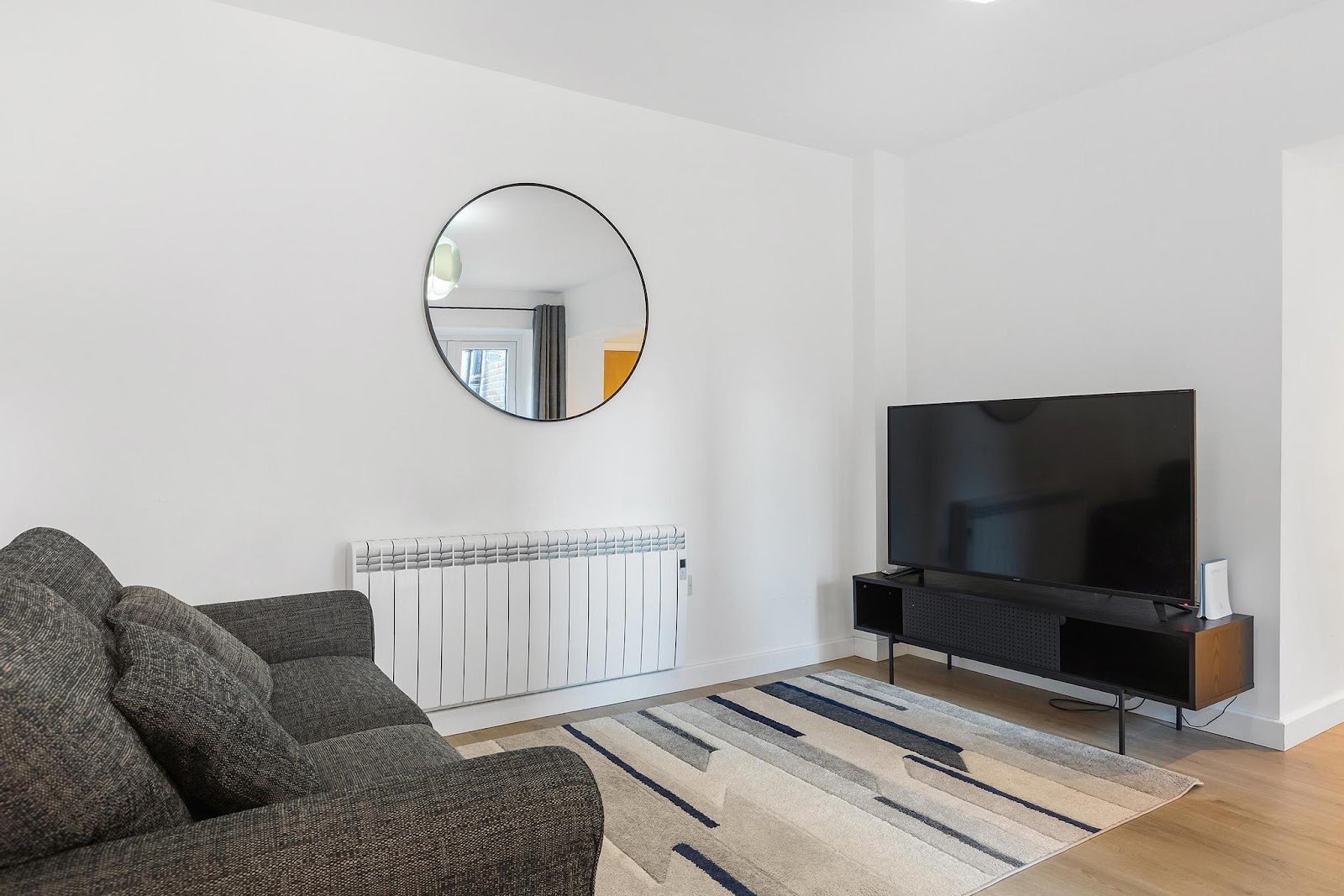 221 Clapham Road, Stockwell